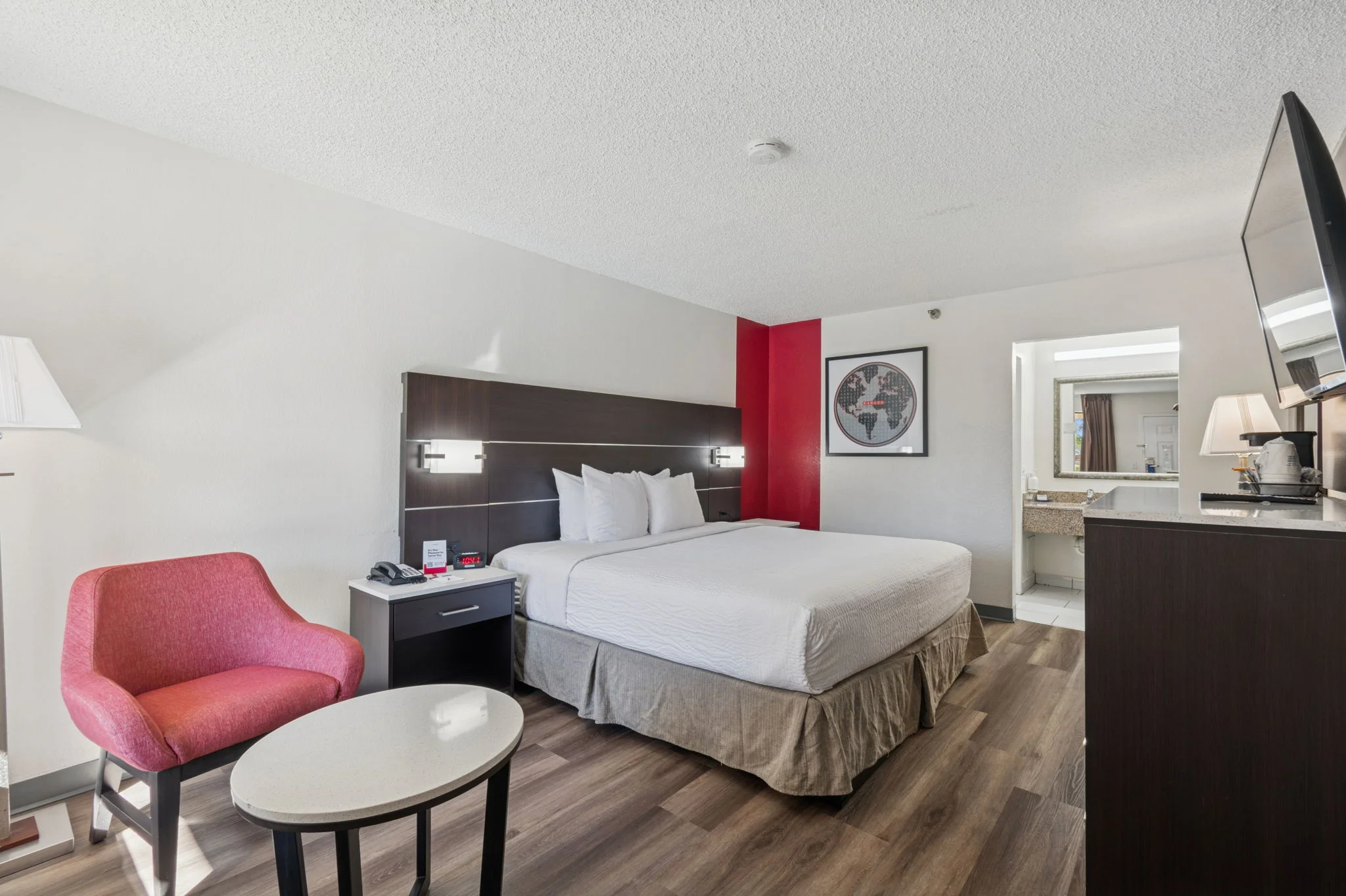 Ramada Inn Temple Terrace — image 10